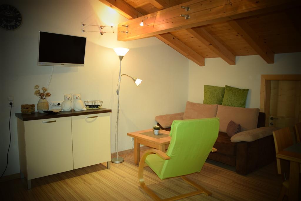 Apart Dominika Ried im Oberinntal Exterior photo